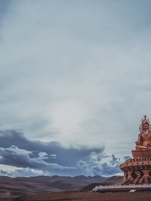 北京哪里给金佛开光 北京可以开光的寺庙费用？