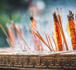 月老第84签解签姻缘 月老签84签文解姻缘？